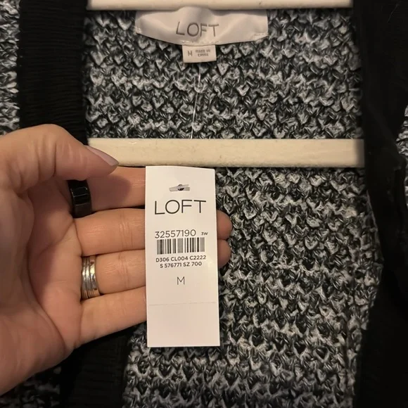New LOFT sweater jacket - black/grey/white knit - super soft - size Medium - Picture 4 of 9